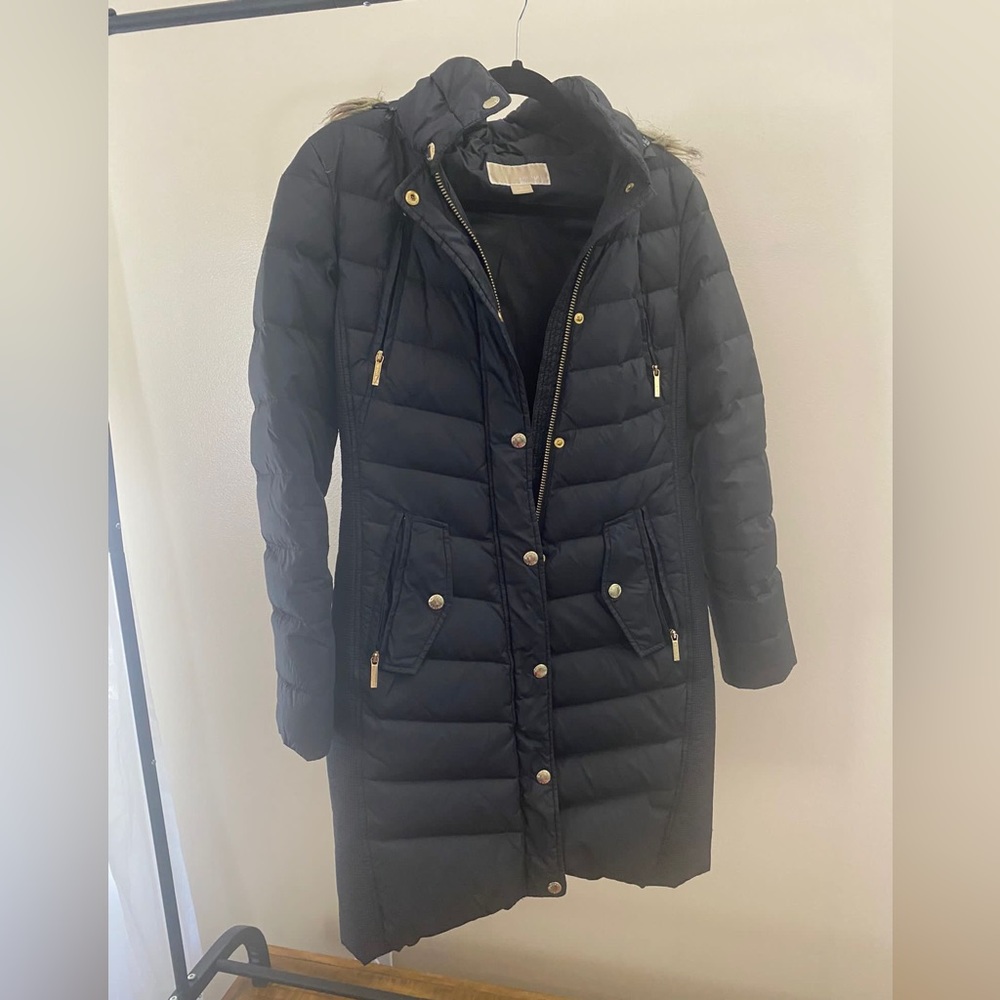 Winter Jacket XS Michael Kors. Navy Blue